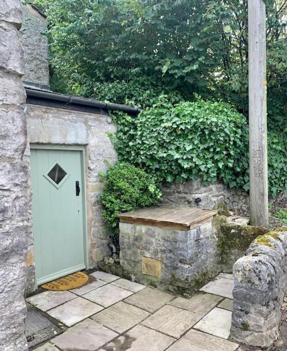Holiday home Idyllic, Rustic, Traditional In Rural Village With Wood Burner And A Great Local Pub